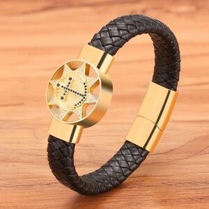 Star Leather Bracelet​